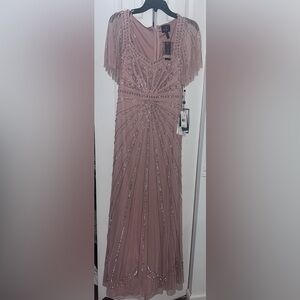 ADRIANNA PAPELL brand new modest gown
STYLE NO. AP1209355 COLOR: CANDIEDGIN